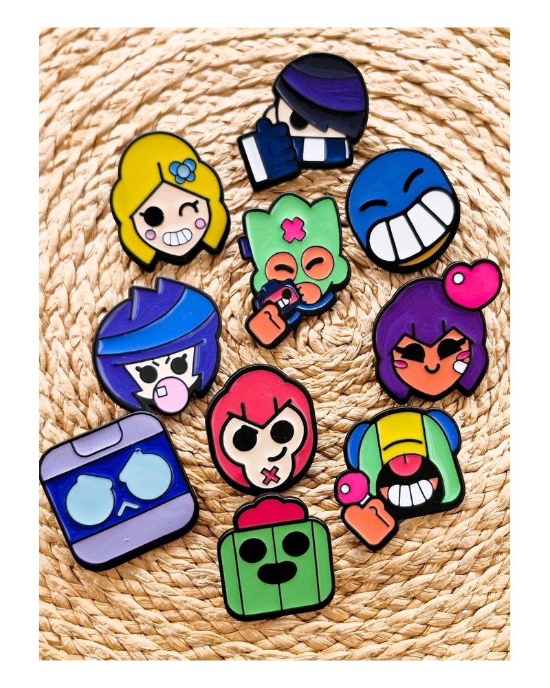 Pins esmaltados em série